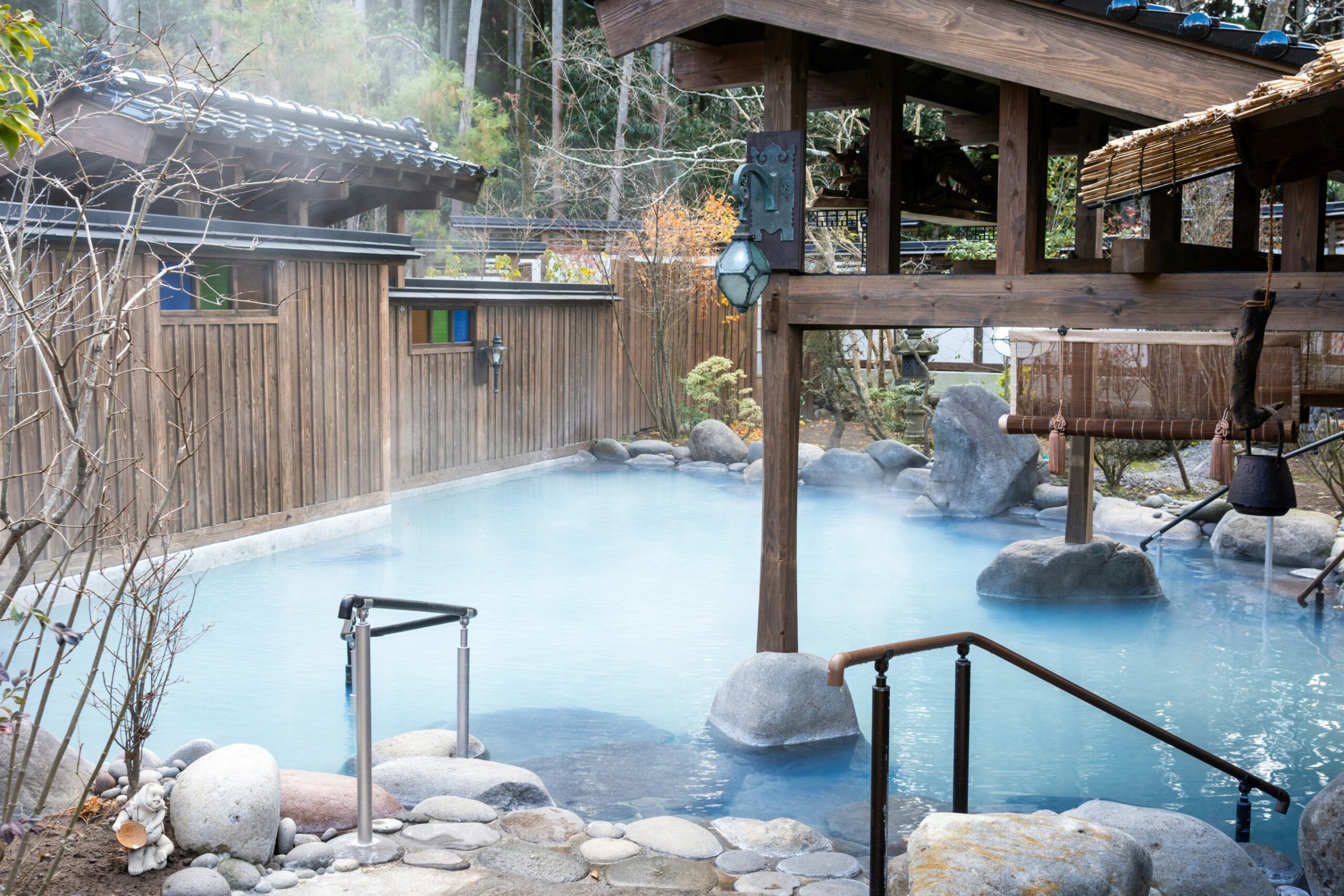 A Japanese Onsen is called a Rotenburo if Outside